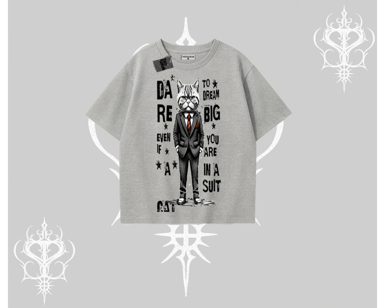 Dream Big Yazılı Takım Elbiseli Kedi Baskılı Oversize Tshirt