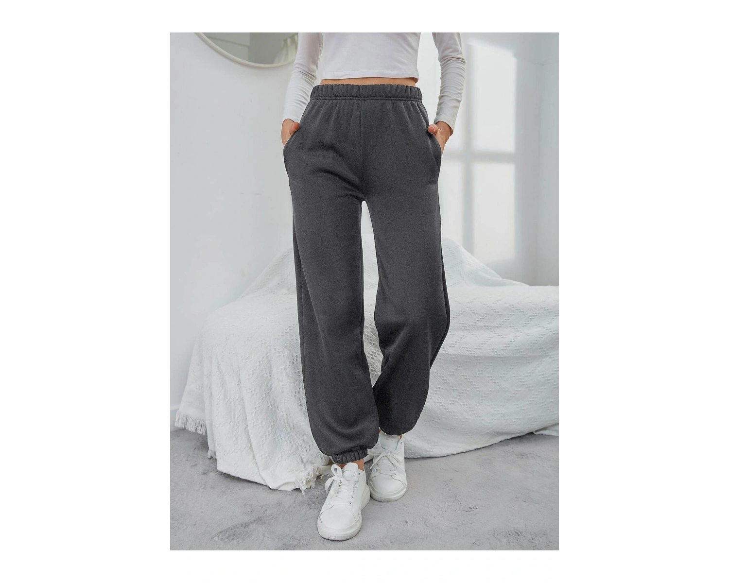 Düz Elastik Bel Eğimli Cepli Eşofman Altı