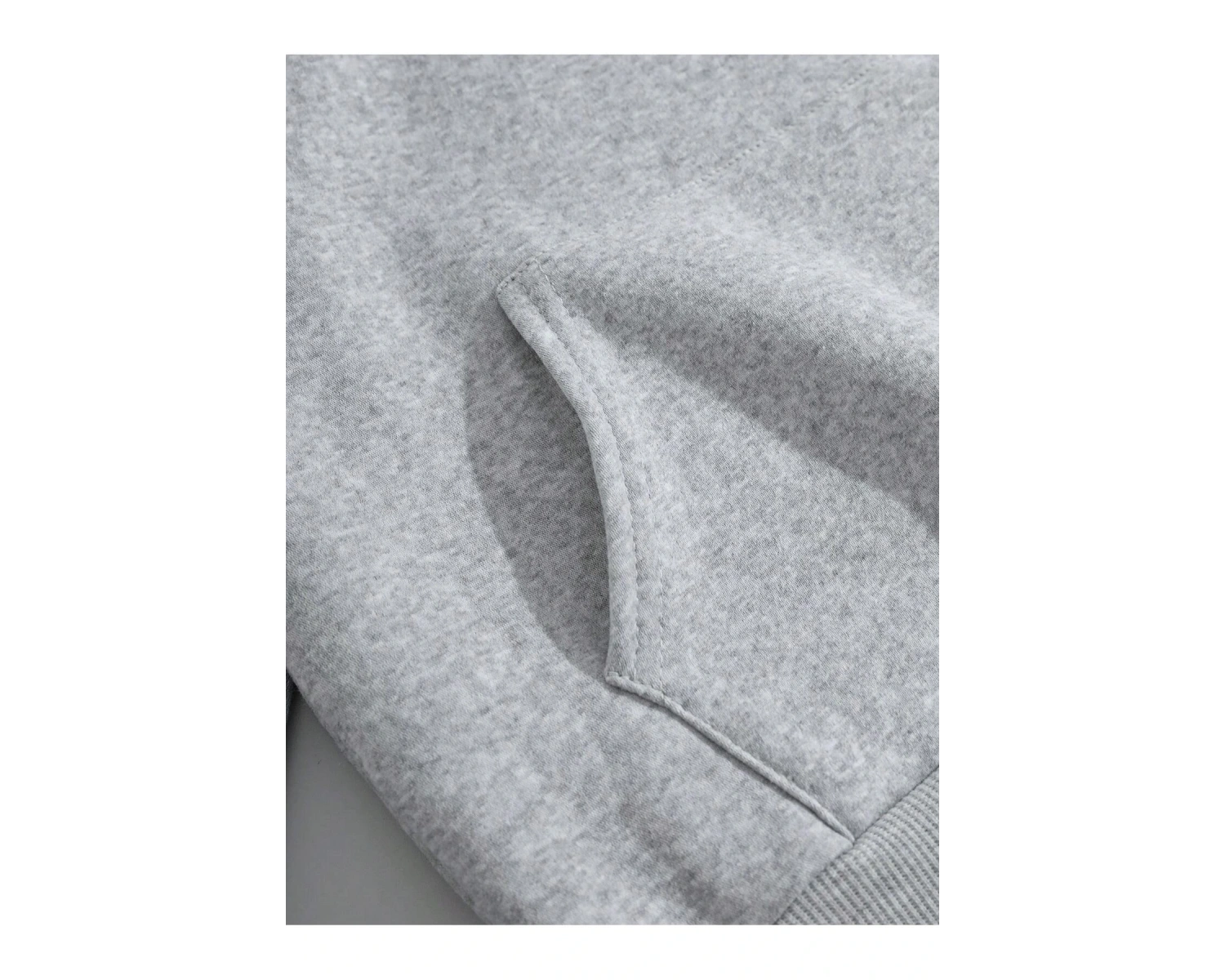 E harfli 2 li Kapşonlu Eşofman Takımı