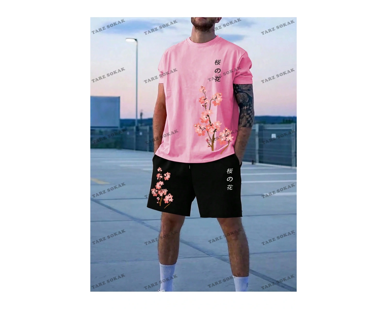 EMRG Erkek Harfli ve Çiçek Desenli Kısa Kollu Tişört ve Şort Takım