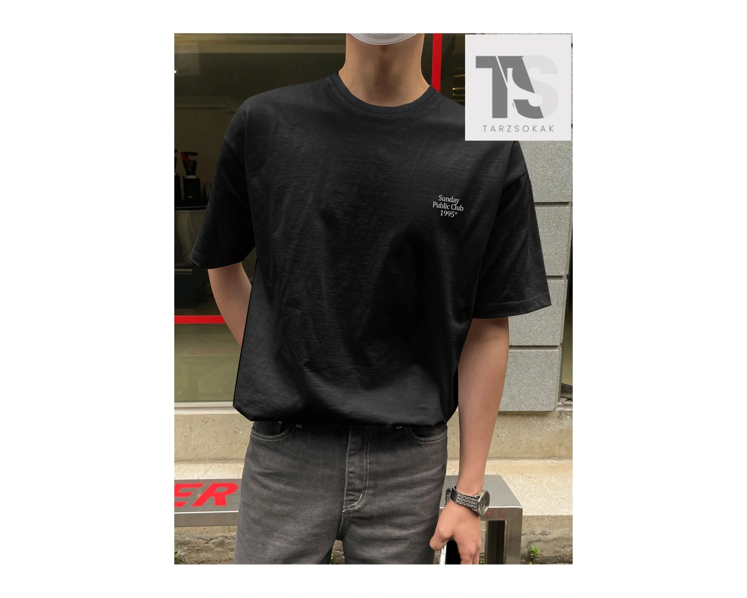 Erkek Ayı ve Mektup Grafikli Tişört