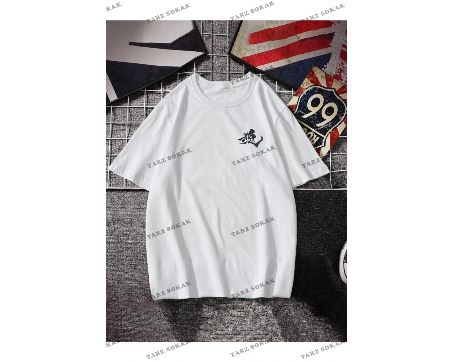 Erkek Beyaz T-shirt Devıl Sırt Baskılı Oversize