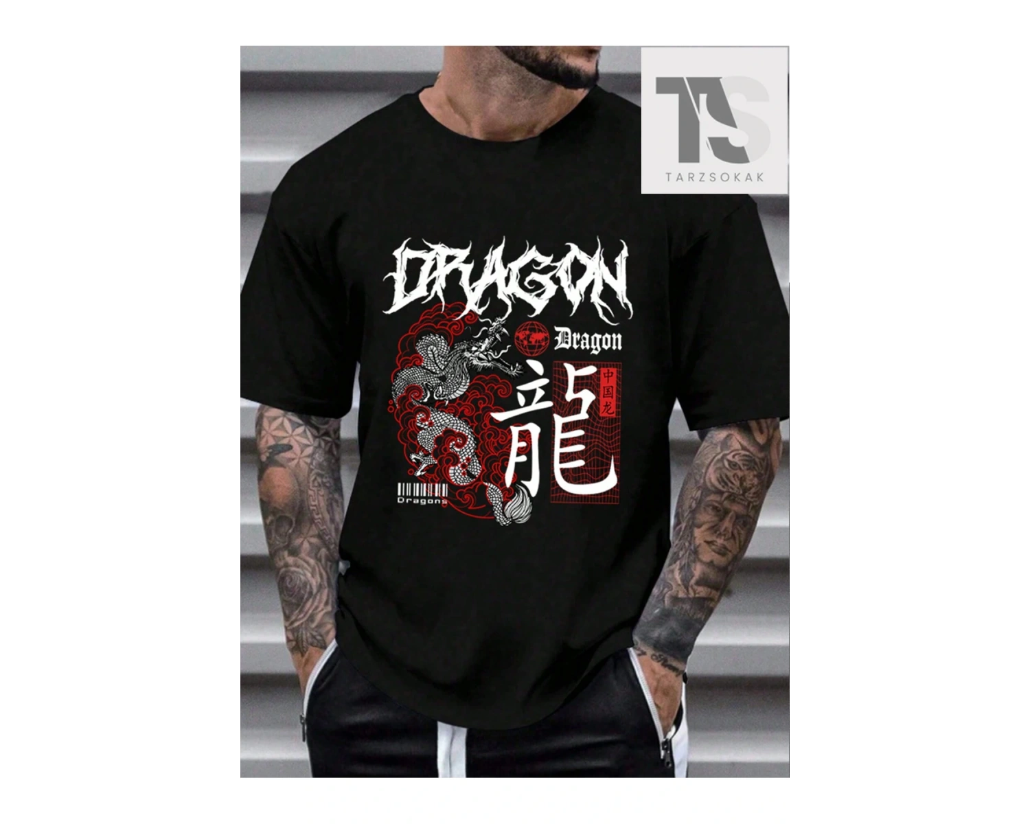 Erkek Çin Ejderhası ve Mektup Baskılı Kısa Kollu Tişört
