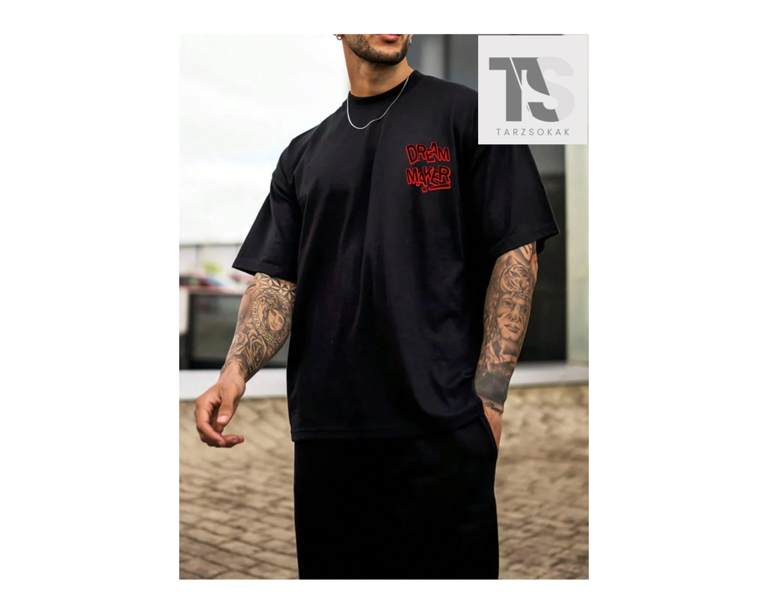 Erkek Harf Ve Yüz Baskılı Tişört