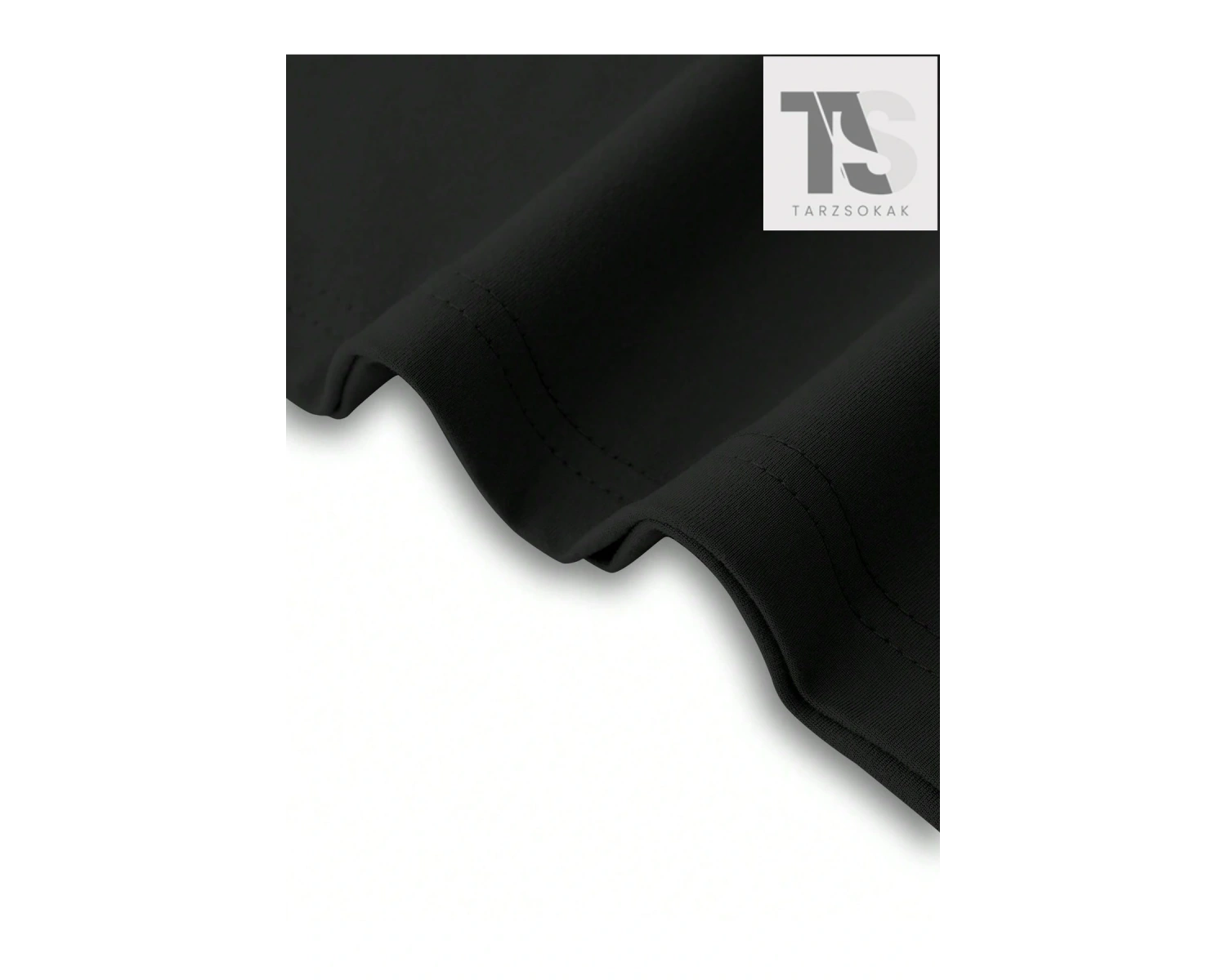 Erkek Harf Ve Yüz Baskılı Tişört