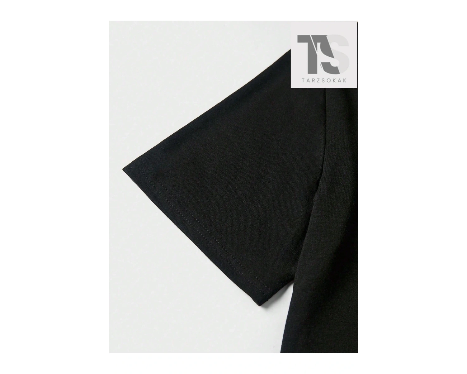 Erkek Harfli ve İskelet Baskılı Tişört