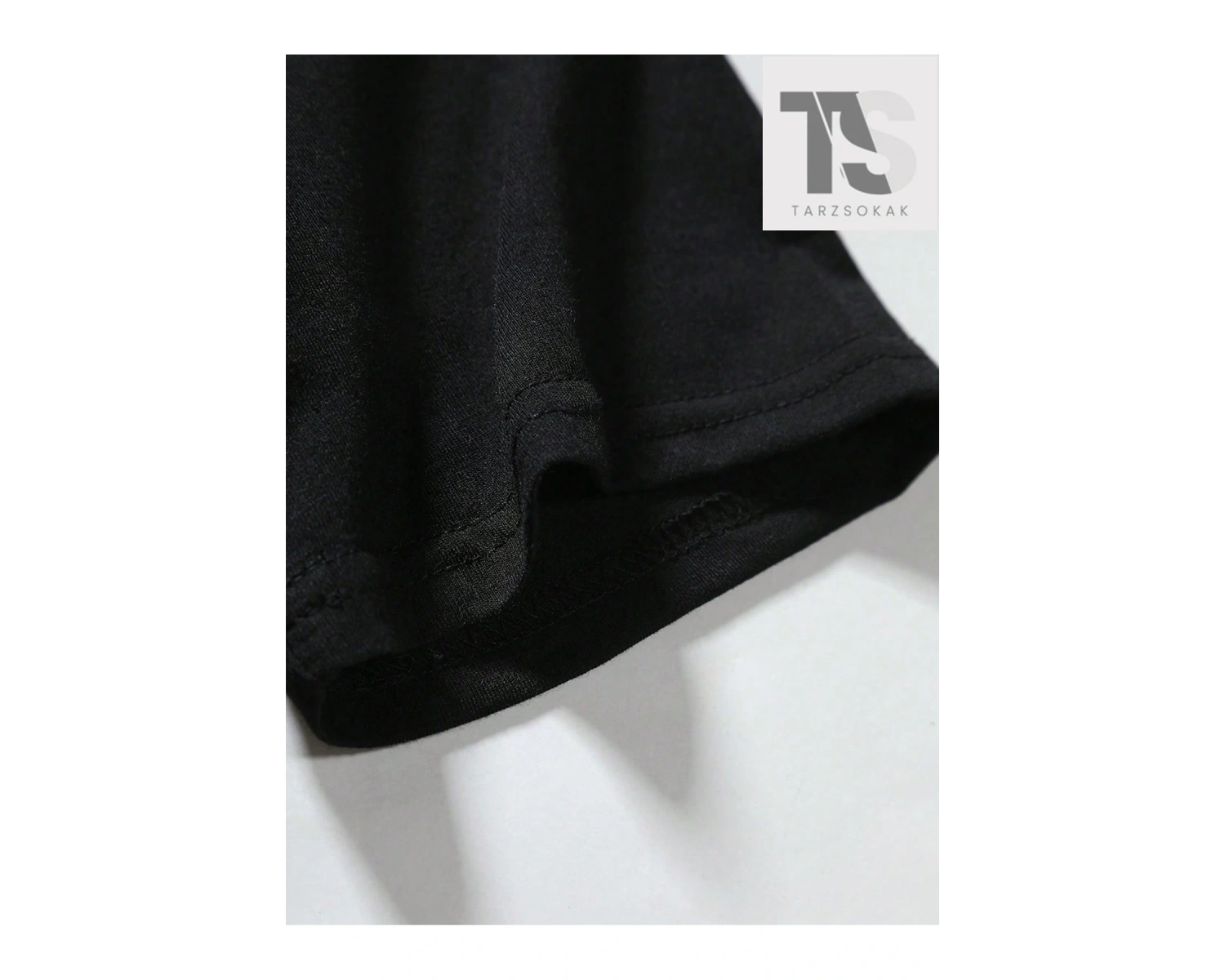 Erkek Harfli ve Kafatası Baskılı Kısa Kollu Tişört