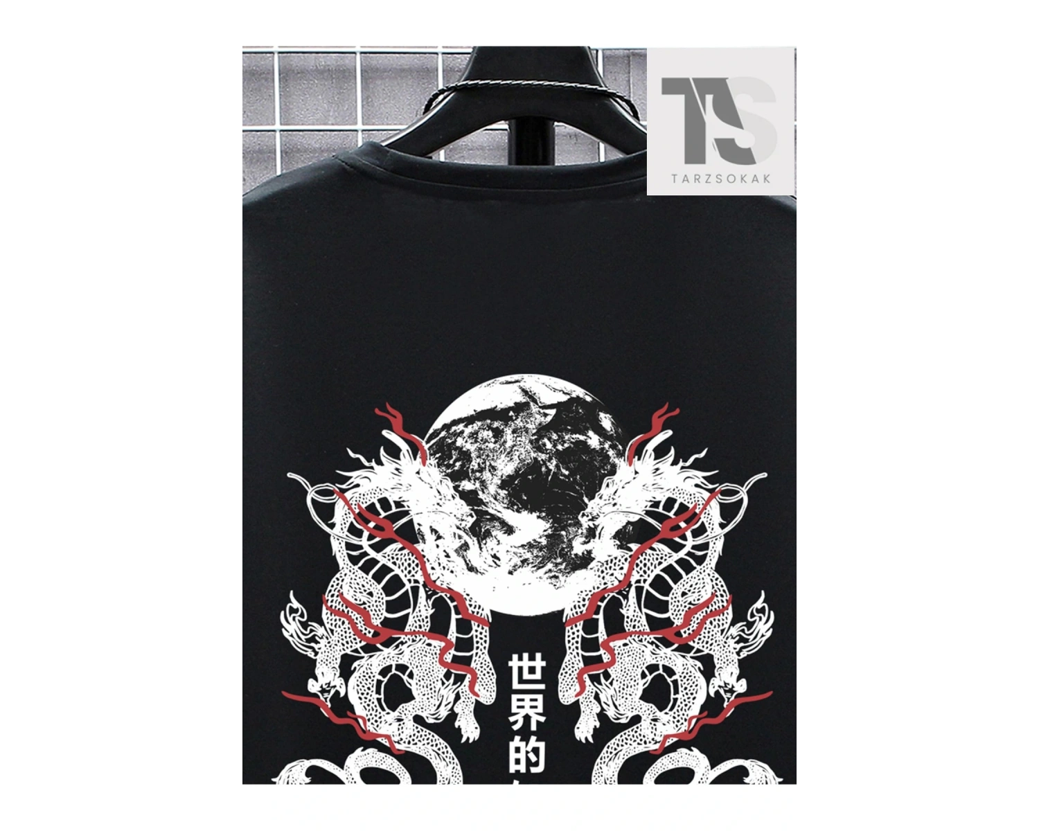 Erkek Japon Harfli ve Ejderha Grafikli Tişört