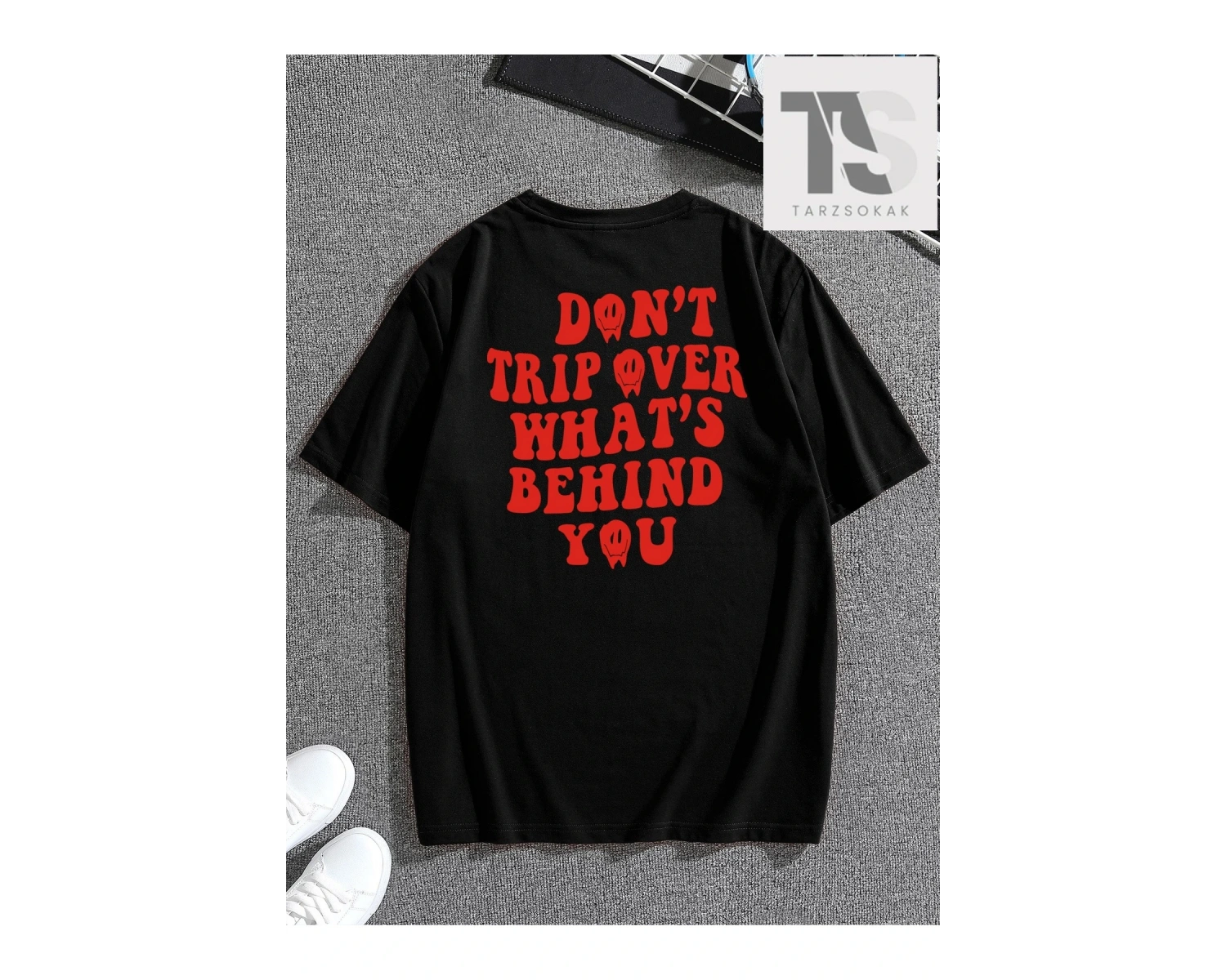 Erkek Karikatür Ve Slogan Grafikli Tişört