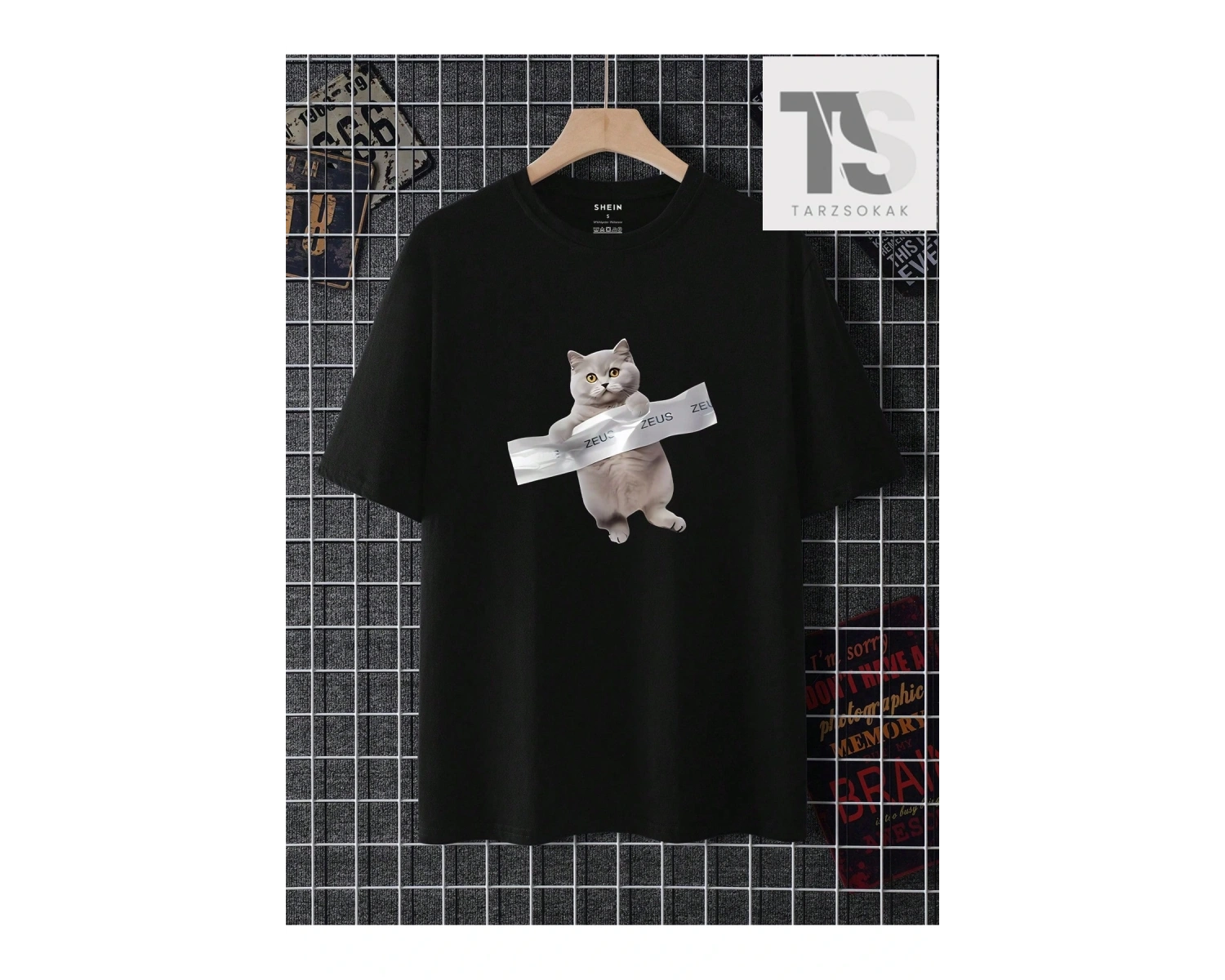 Erkek Kedi ve Mektup Baskılı Tişört