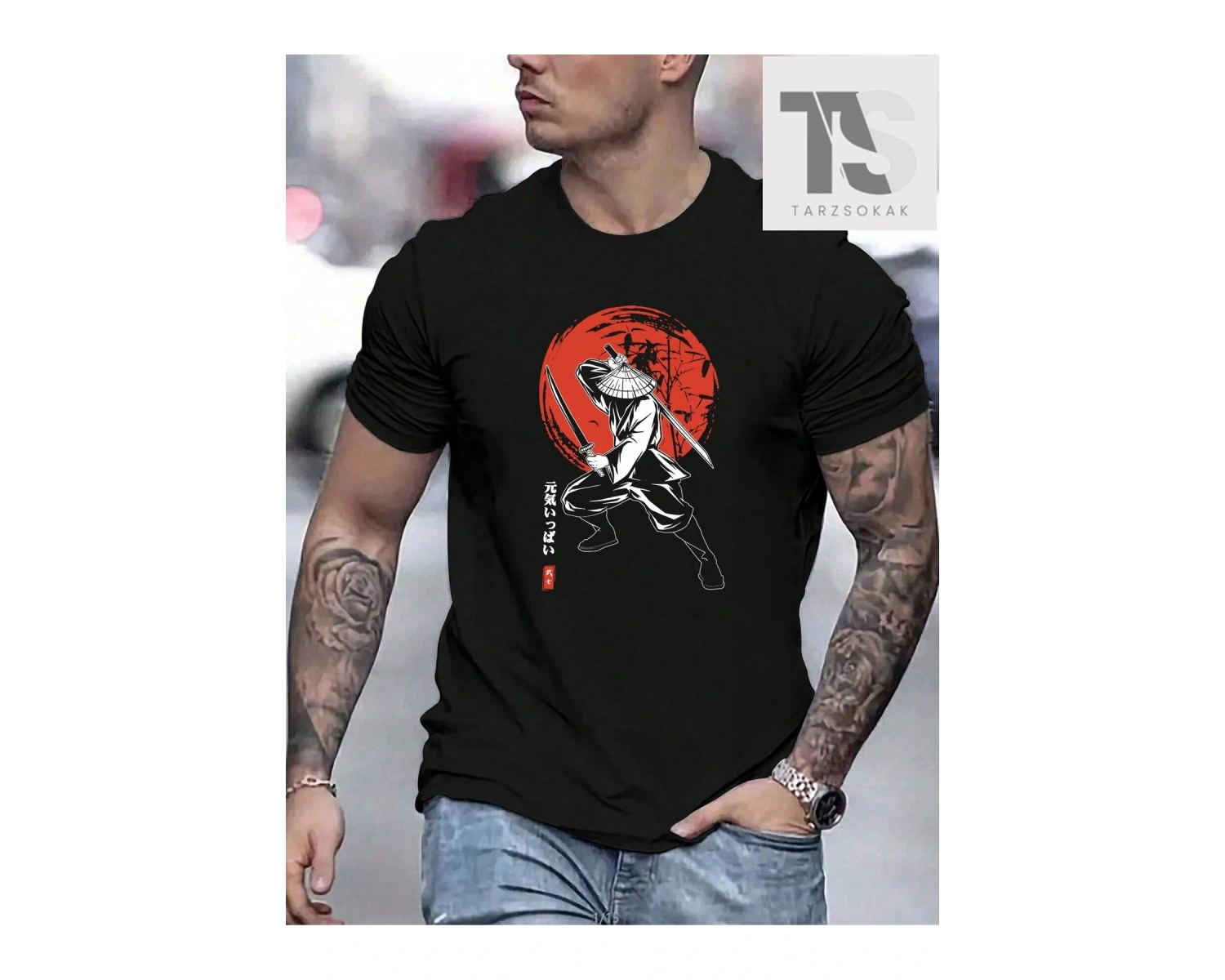 Erkek Örümcek ve Harf Baskılı Düşük Omuz Kollu Tişört