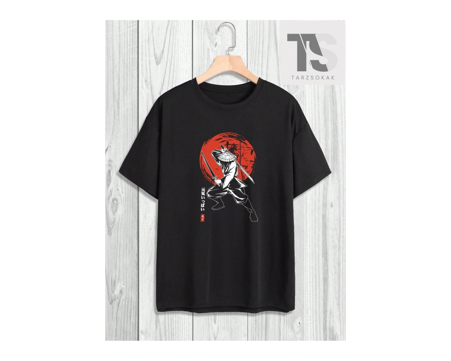 Erkek Örümcek ve Harf Baskılı Düşük Omuz Kollu Tişört