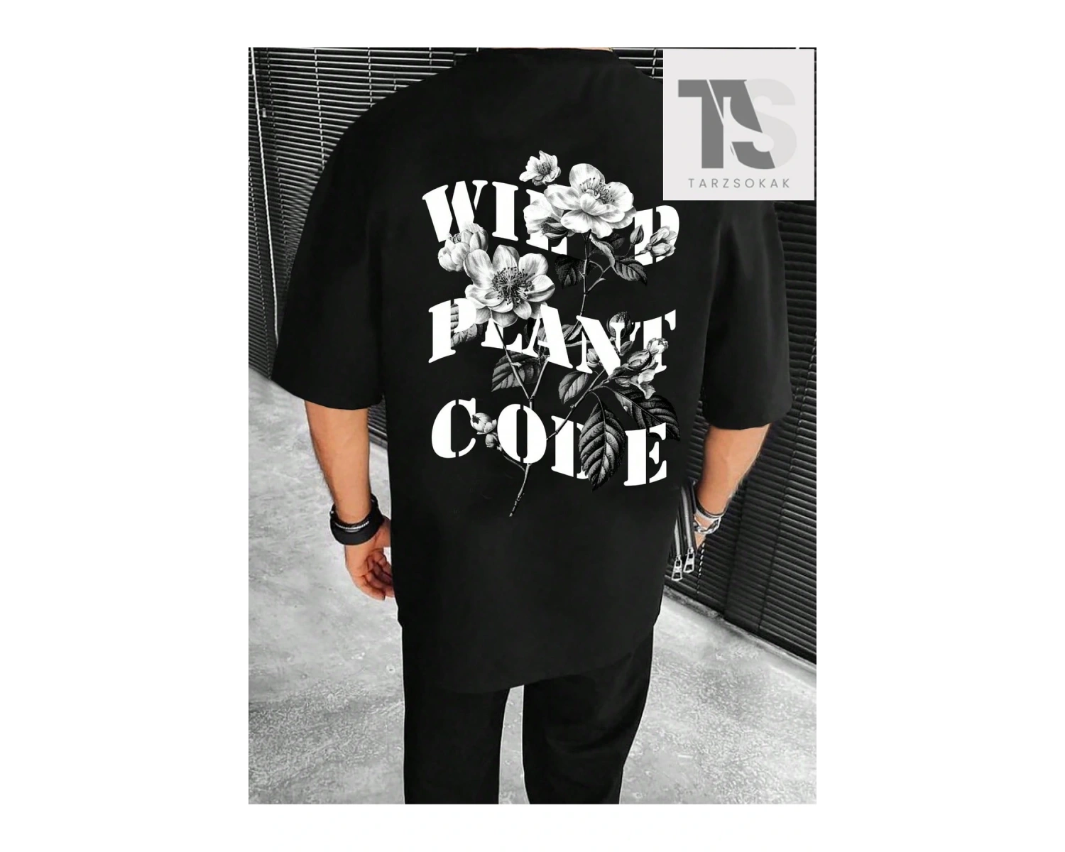 Erkek Siyah Örgü Yuvarlak Yaka Kısa Kollu Tişört