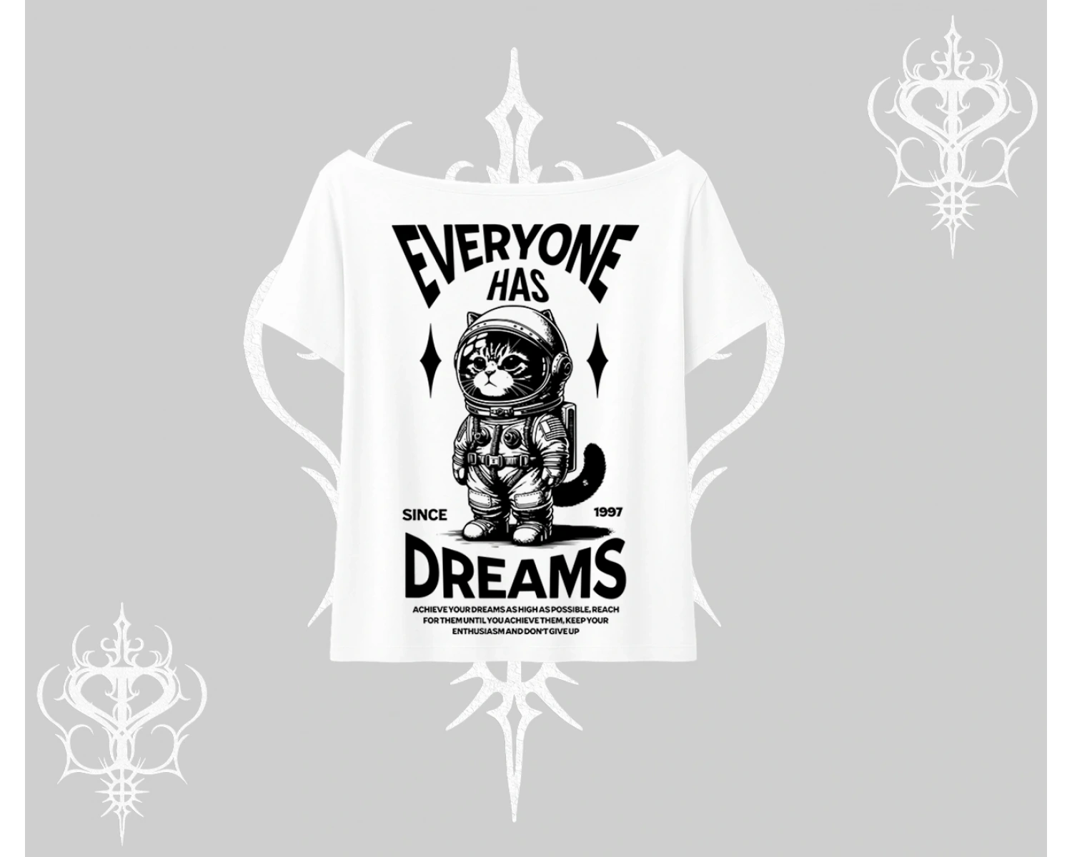 Everyone Has Dreams Yazılı Astronot Kedi Arka Baskılı Kayık Yaka Tshirt
