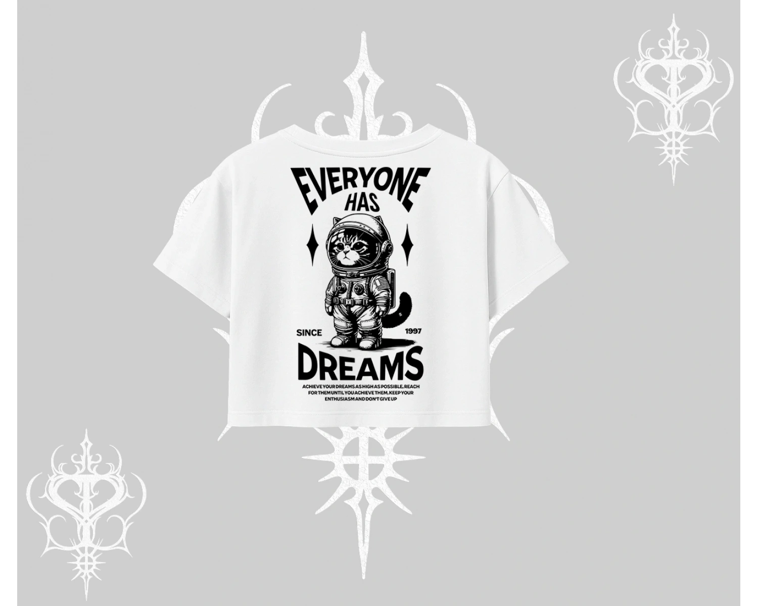 Everyone Has Dreams Yazılı Astronot Kedi Arka Baskılı Oversize Crop Tshirt
