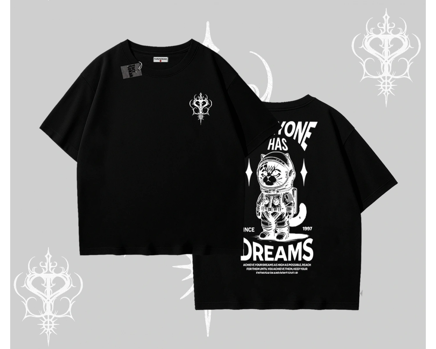 Everyone Has Dreams Yazılı Astronot Kedi Arka Baskılı Oversize Tshirt