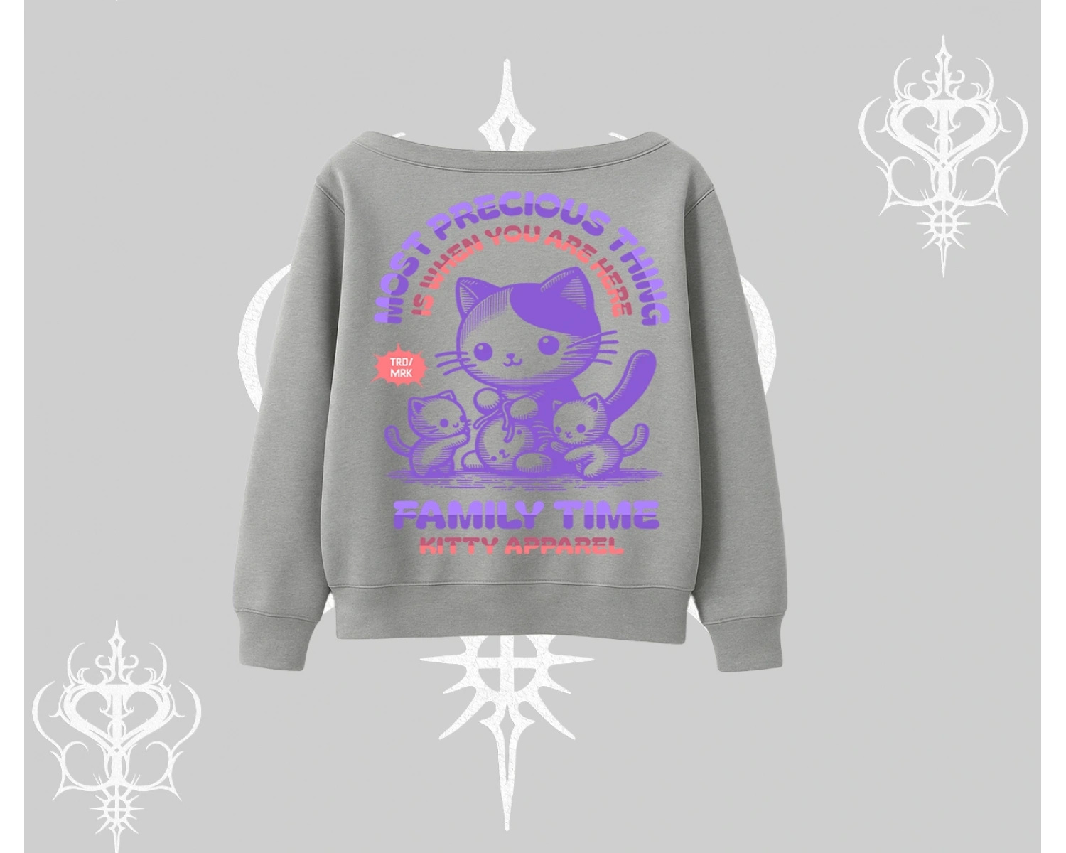 Family Time Yazılı Sevimli Anne Kedi Arka Baskılı Kayık Yaka Sweatshirt