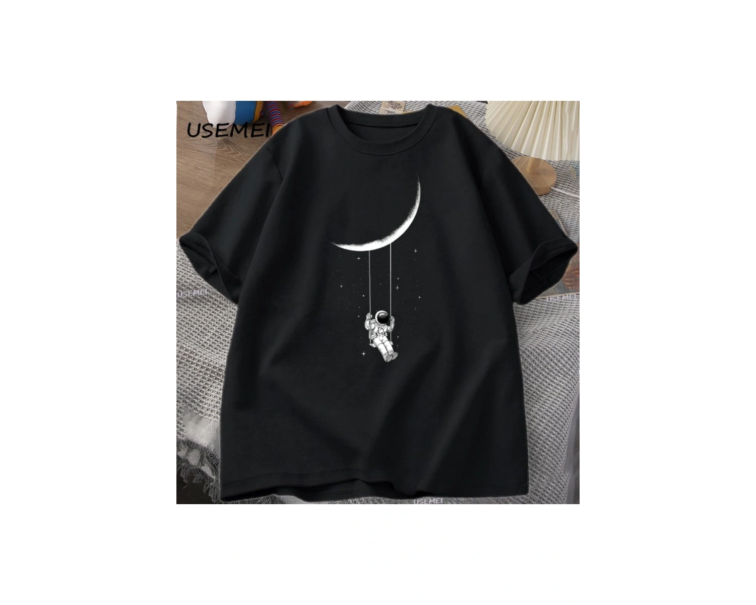 Funny Moon Swing T Shirt Men Women Astronaut Tshirt Cotton Short Sleeve Loose T-shirt Casual 3058