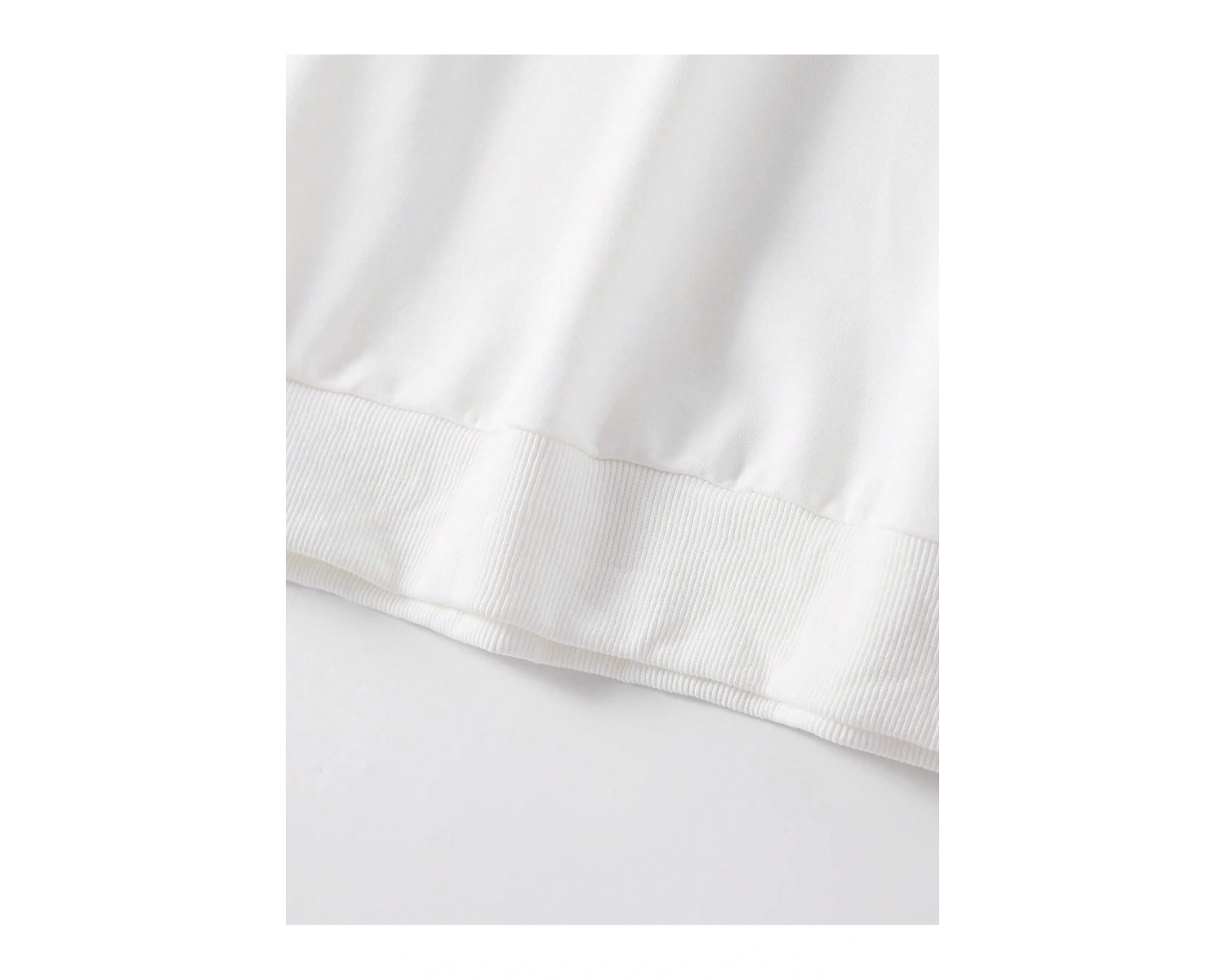 Geo & Letter Graphic Pullover Beyaz