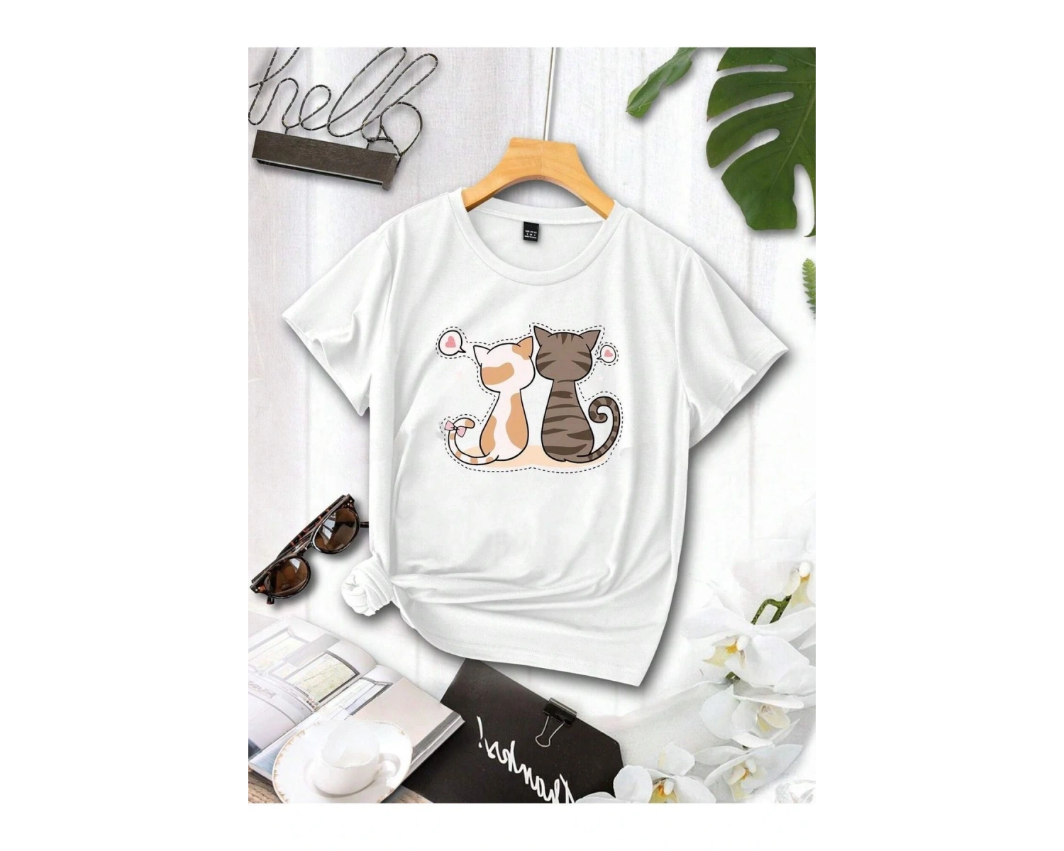 Göğüs Kedi Baskılı Oversize Kadın T-Shirt