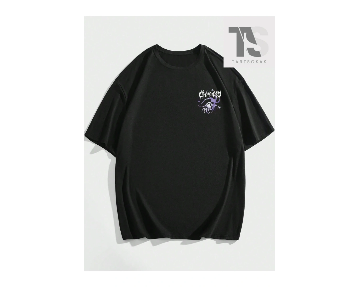 Goth Erkek Göz Kafatası ve Harf Grafikli Tişört