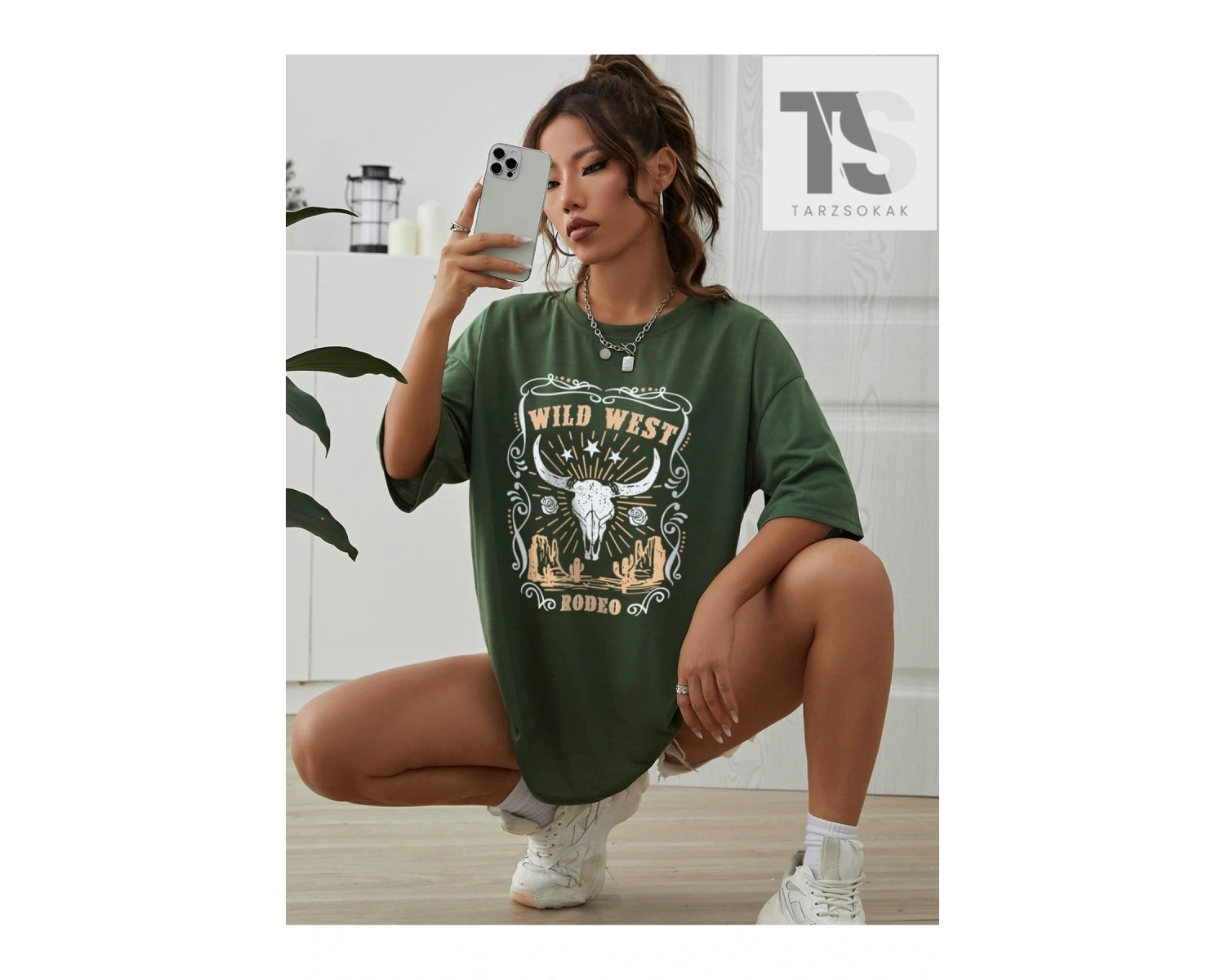 Goth Karikatür Grafik Düşük Omuz Tişört