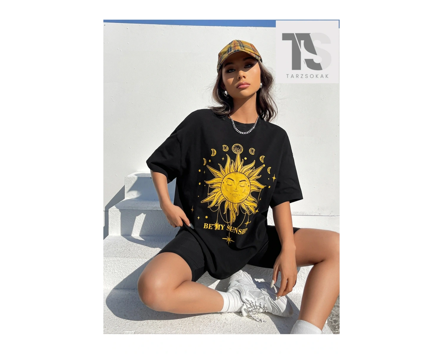 Goth Mektup Karikatür ve İskelet Grafikli Tişört