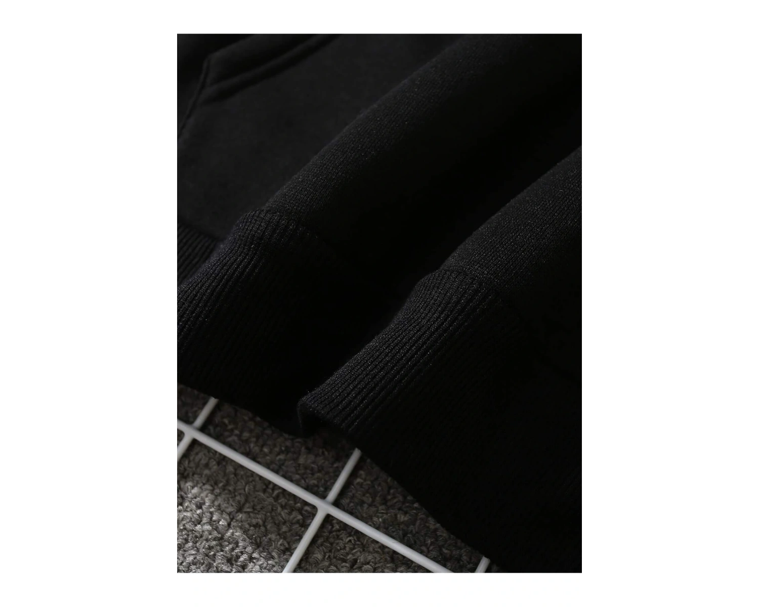 Graphic Print Kangaroo Pocket Drawstring Hoodie Siyah