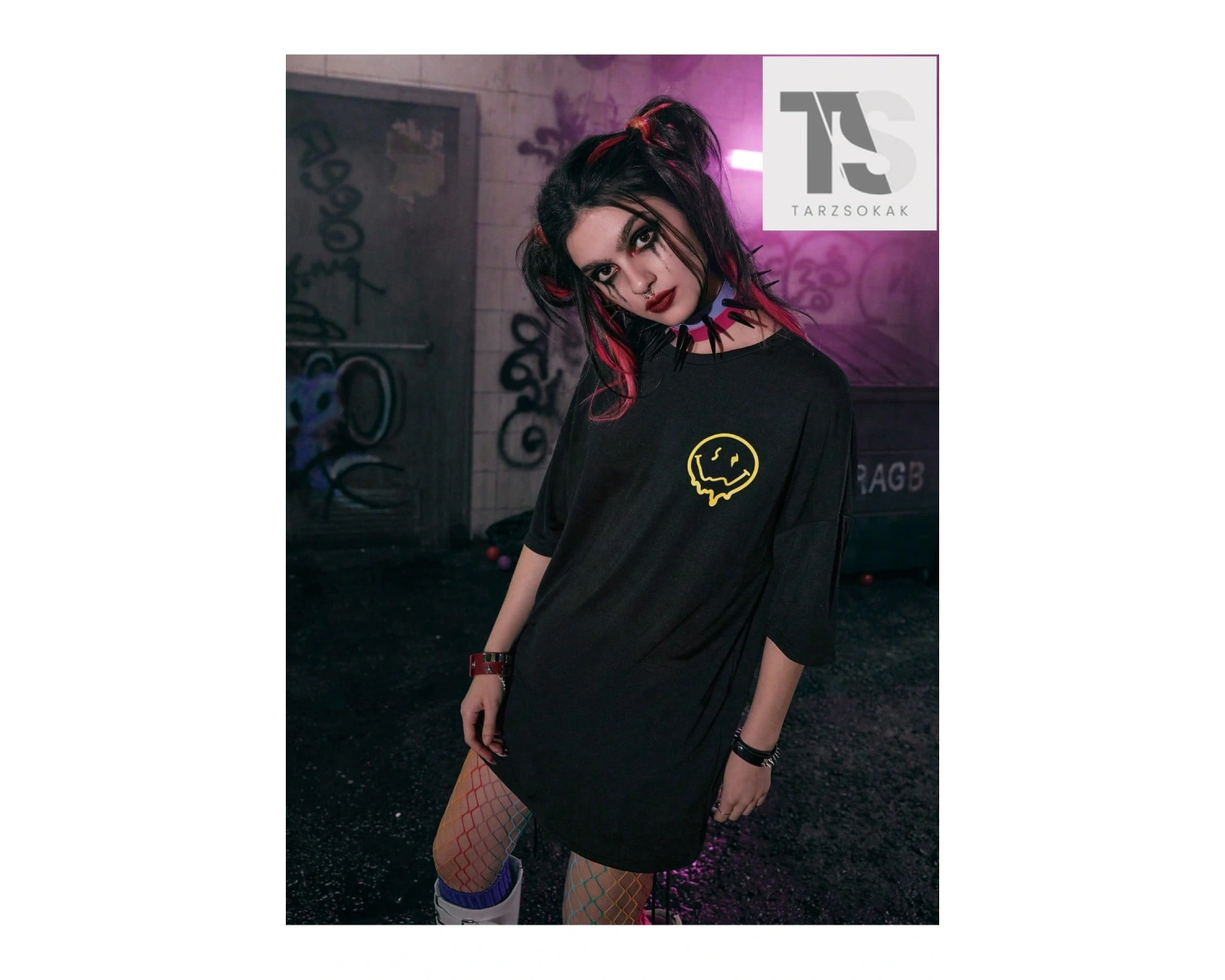 Grunge Punk Mektup Kafatası Grafikli Tişört