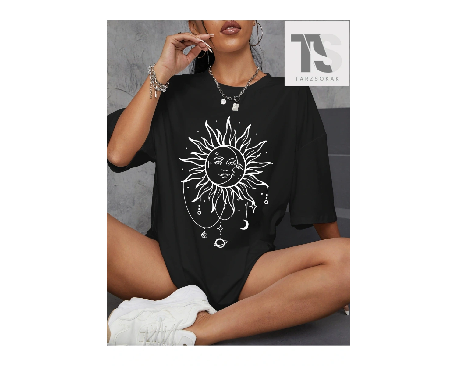Güneş ve Ay Desenli Düşük Omuz Oversize Tişört