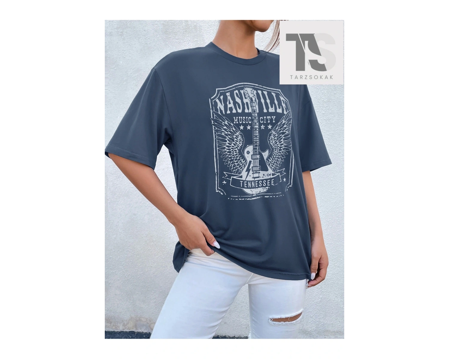 Harfli Grafik Düşük Omuz Oversize Tişört