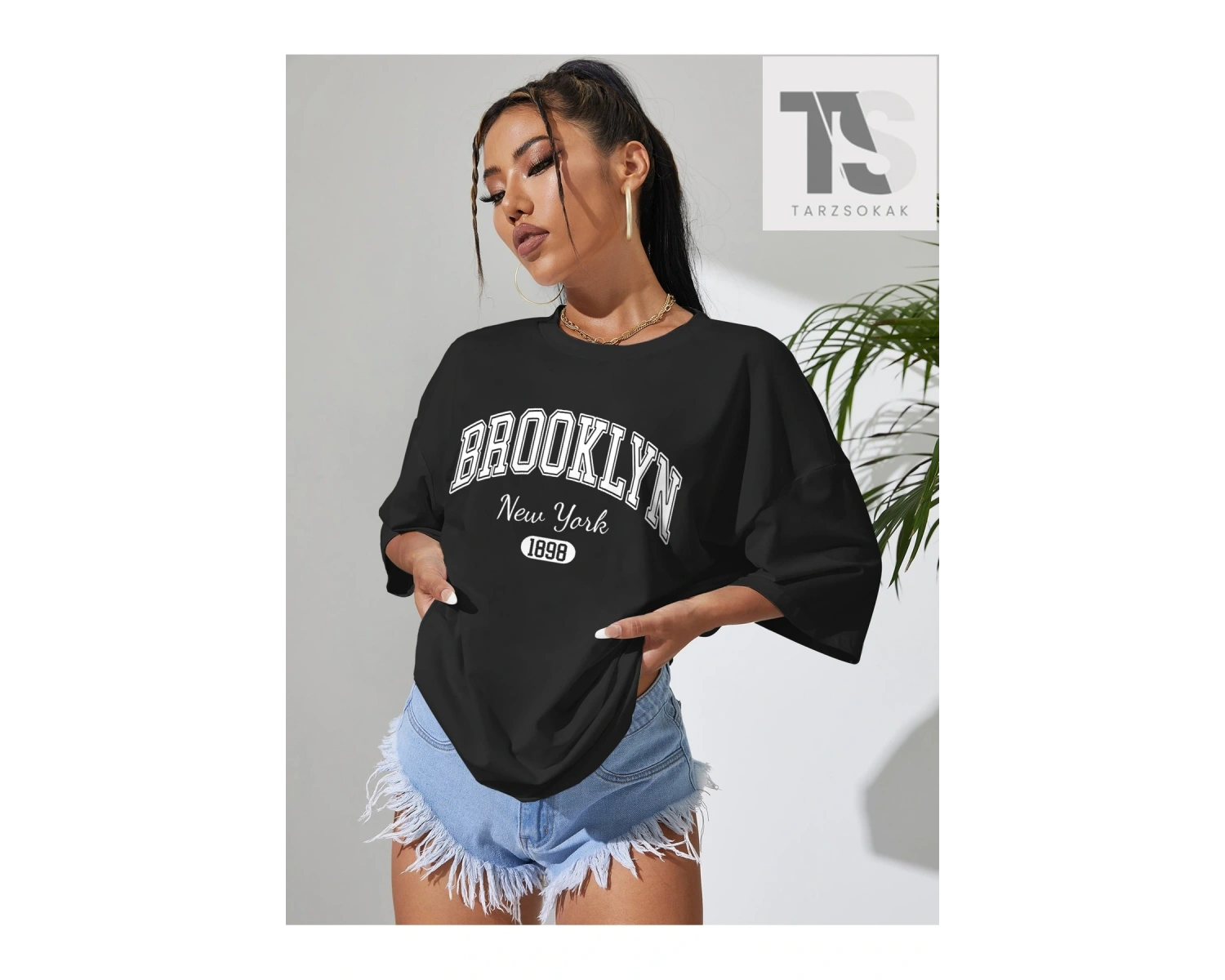 Harfli Grafik Düşük Omuz Oversize Tişört