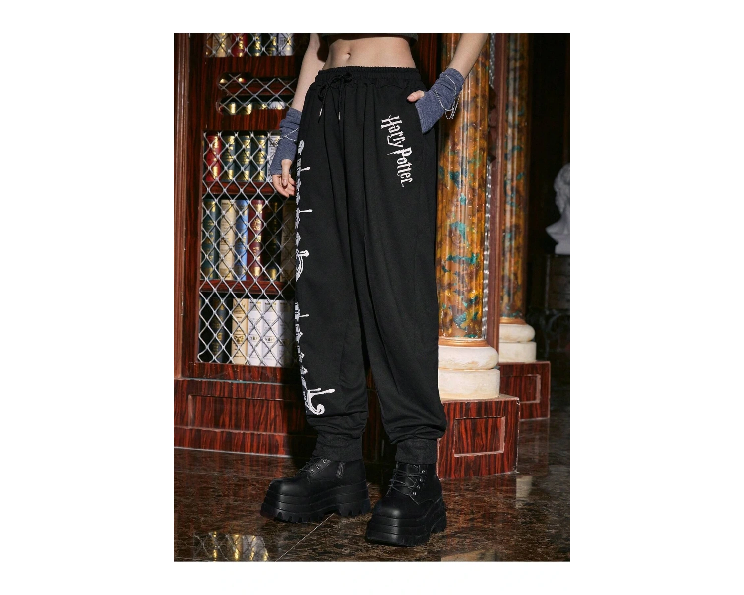 Harry Potter | Letter Graphic Drawstring Waist 4 Mevsim Eşofman