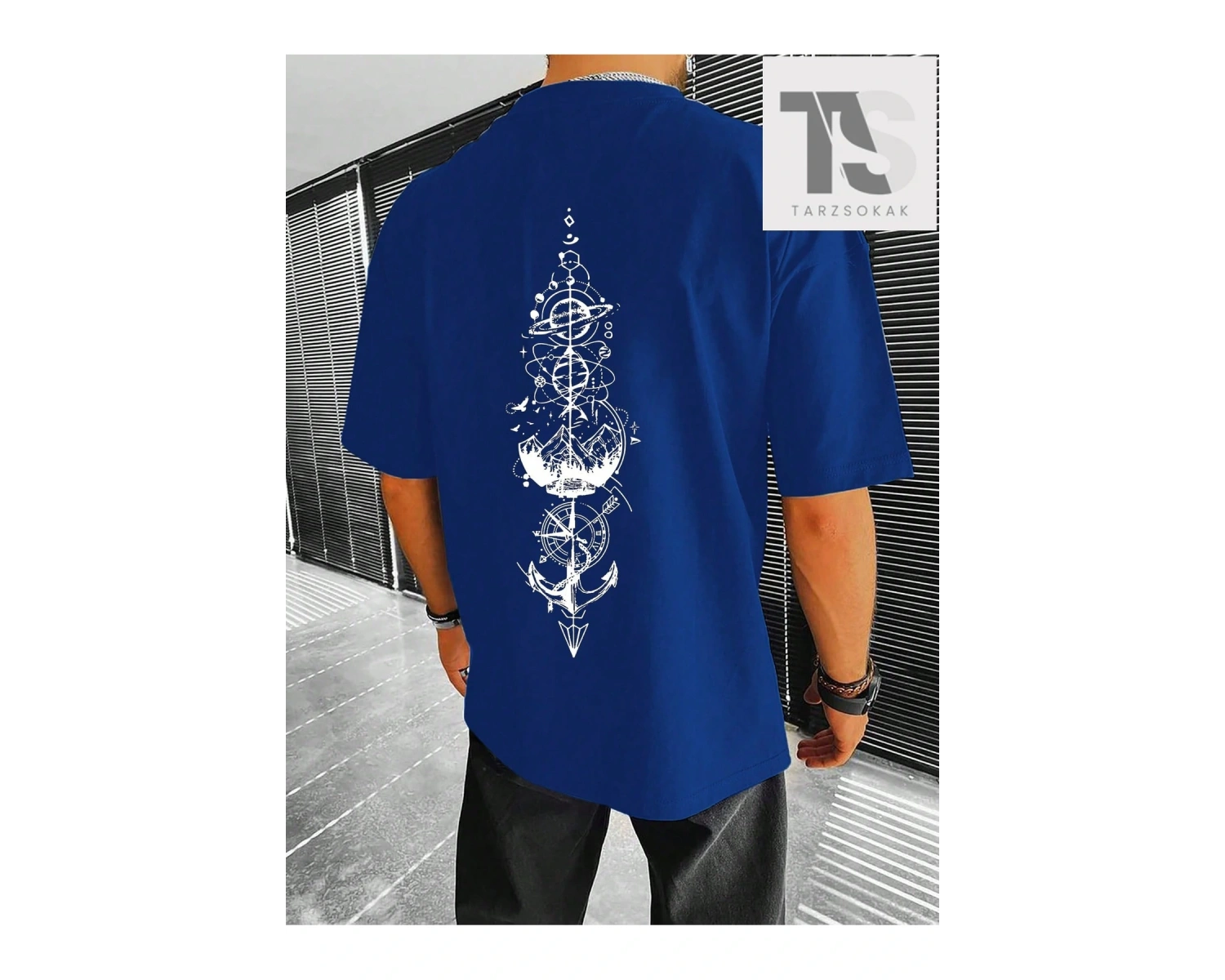 Homme Erkek Taç ve Harf Grafikli Tişört