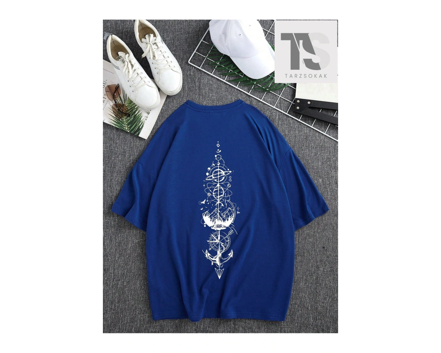 Homme Erkek Taç ve Harf Grafikli Tişört