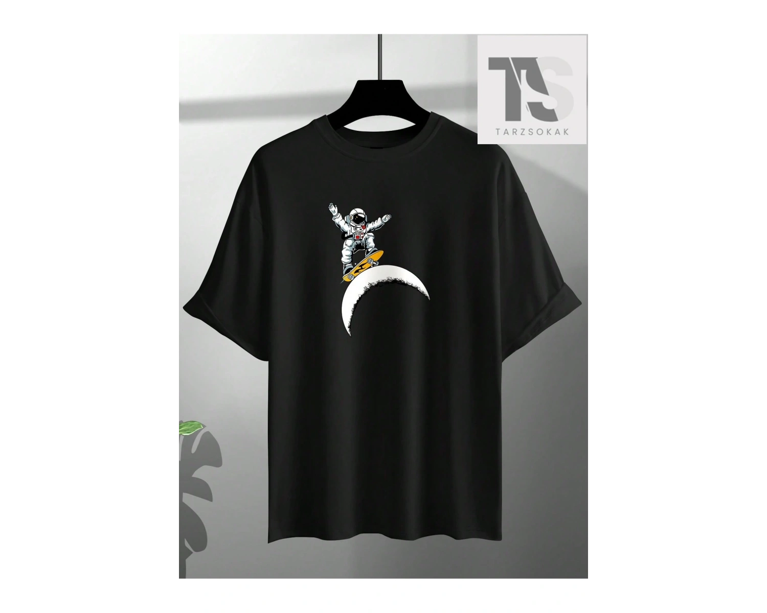 Hypemode Erkek Astronot Baskılı Kısa Kollu Tişört
