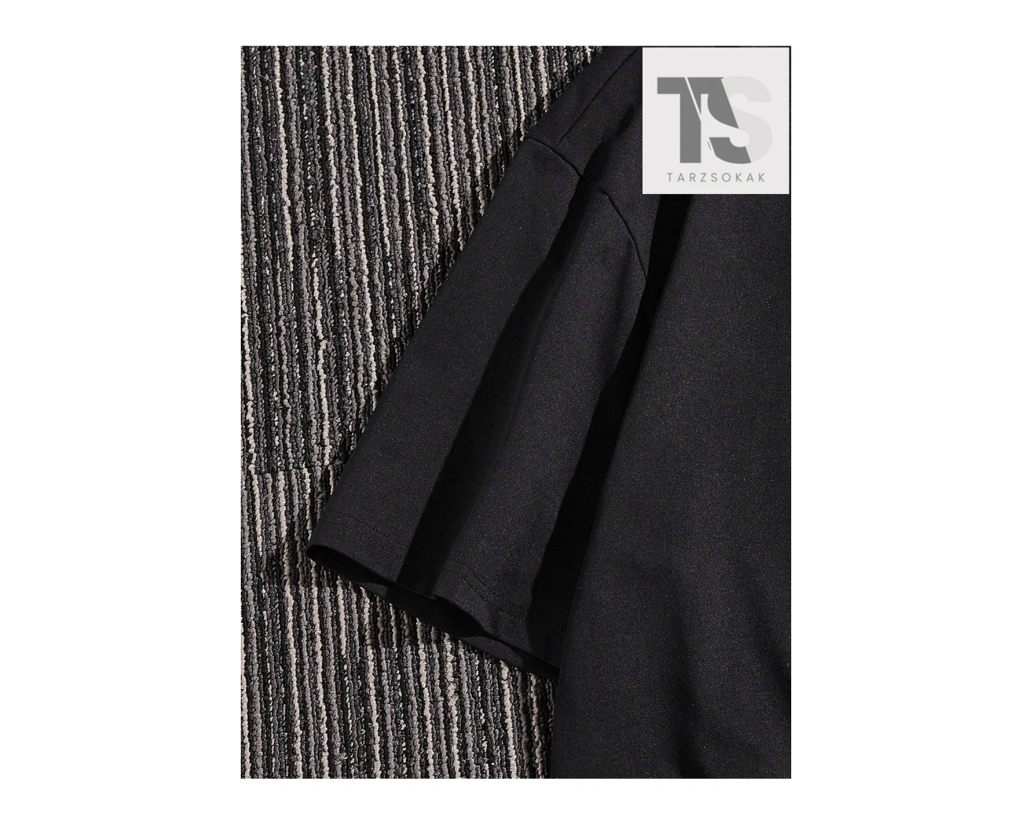 Hypemode Erkek Japon Mektup ve Araba Baskılı Tişört