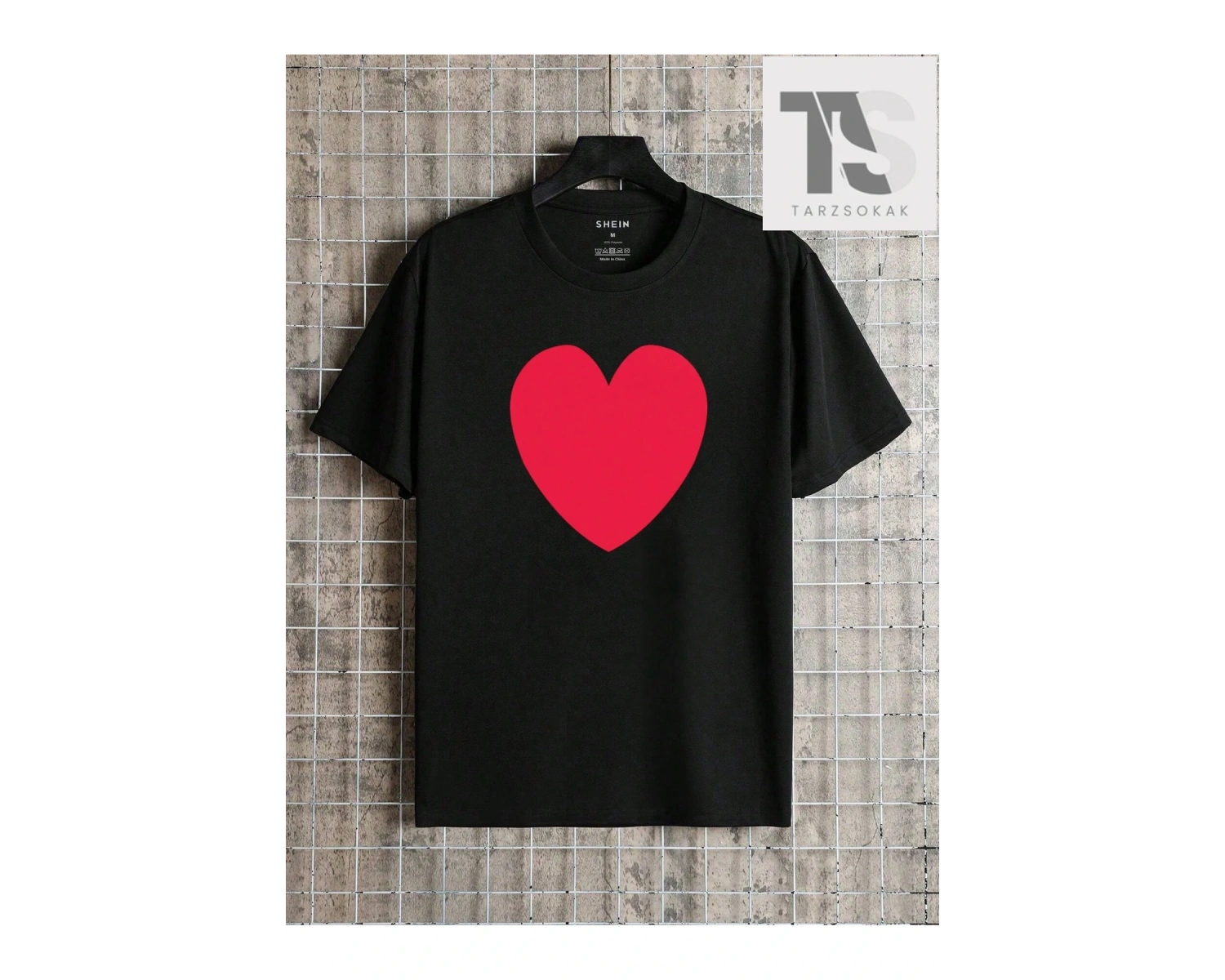 Hypemode Kalp Baskılı Erkek Tişört