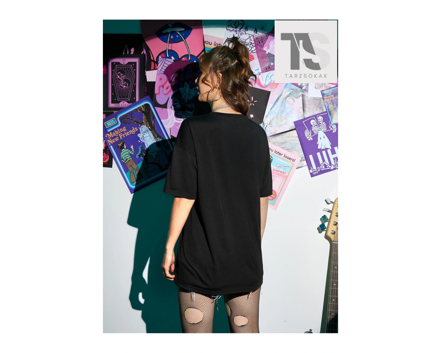 İskelet Baskılı Düşük Omuzlu Tişört