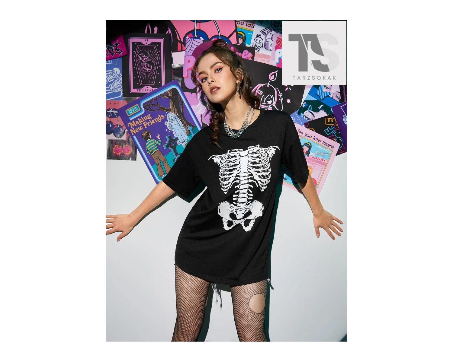 İskelet Baskılı Düşük Omuzlu Tişört