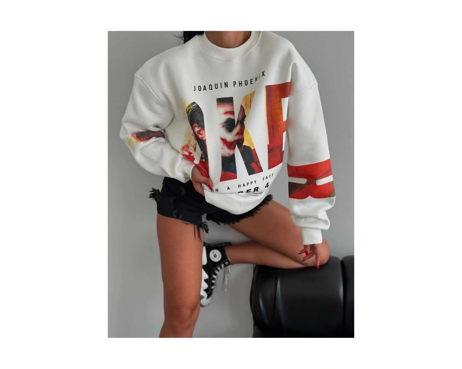 Joker Renkli Oversize Bisiklet Yaka Pamuklu Sweatshirt Beyaz