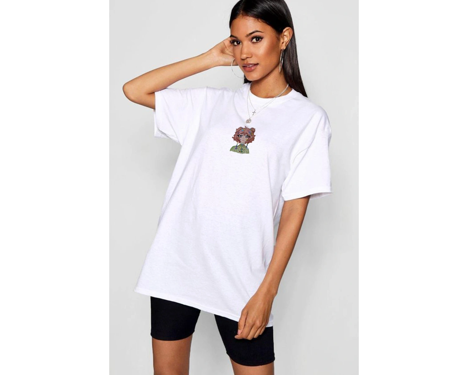 Kadın Beyaz Anime Kız Baskılı Bisiklet Yaka Oversize Pamuklu T-shirt