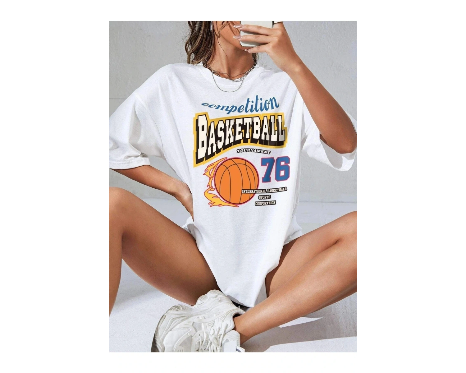 Kadın Beyaz Basketball Tournament Baskılı Oversize Tişört