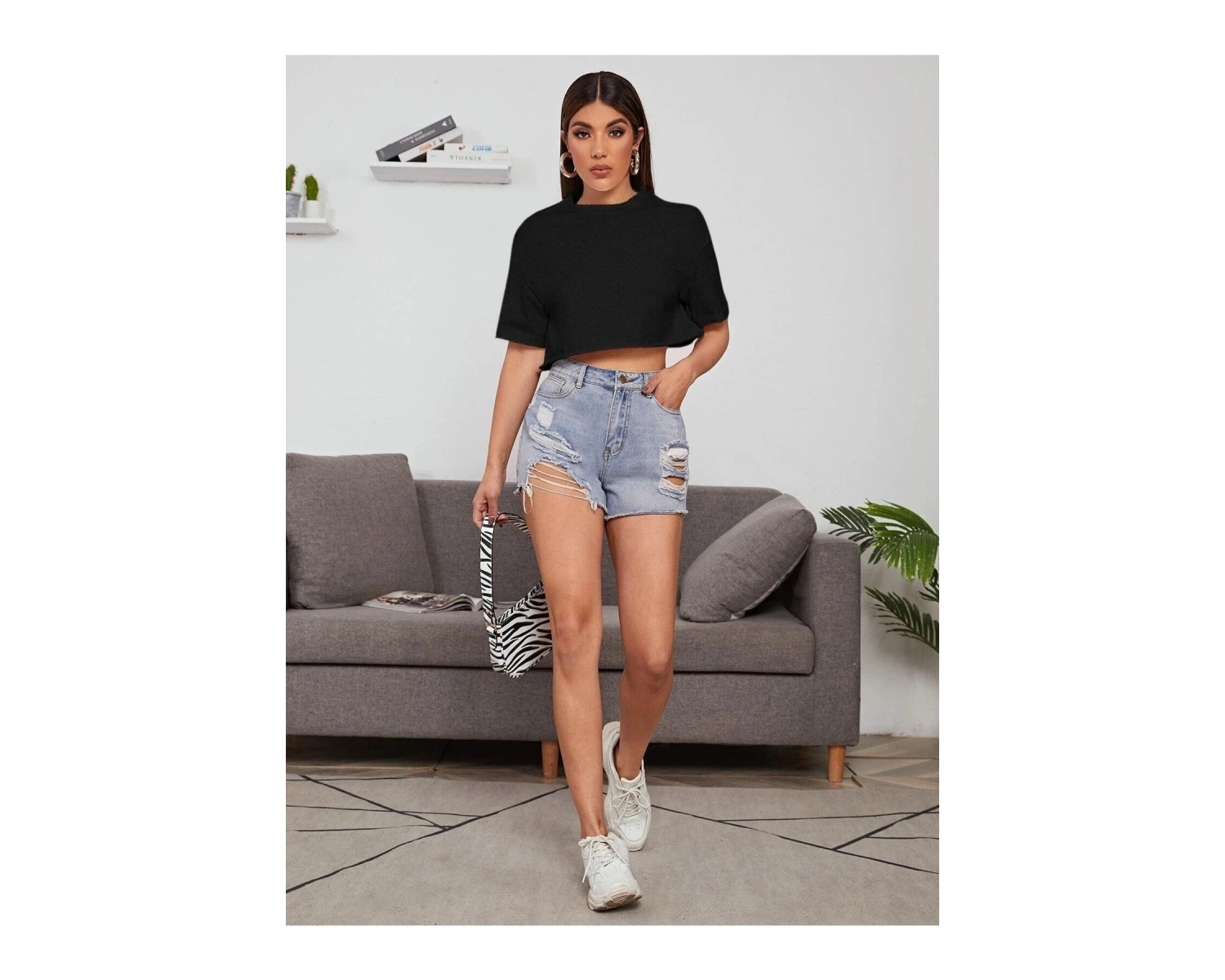 Kadın Beyaz Bisiklet Yaka Oversize Crop T-shirt