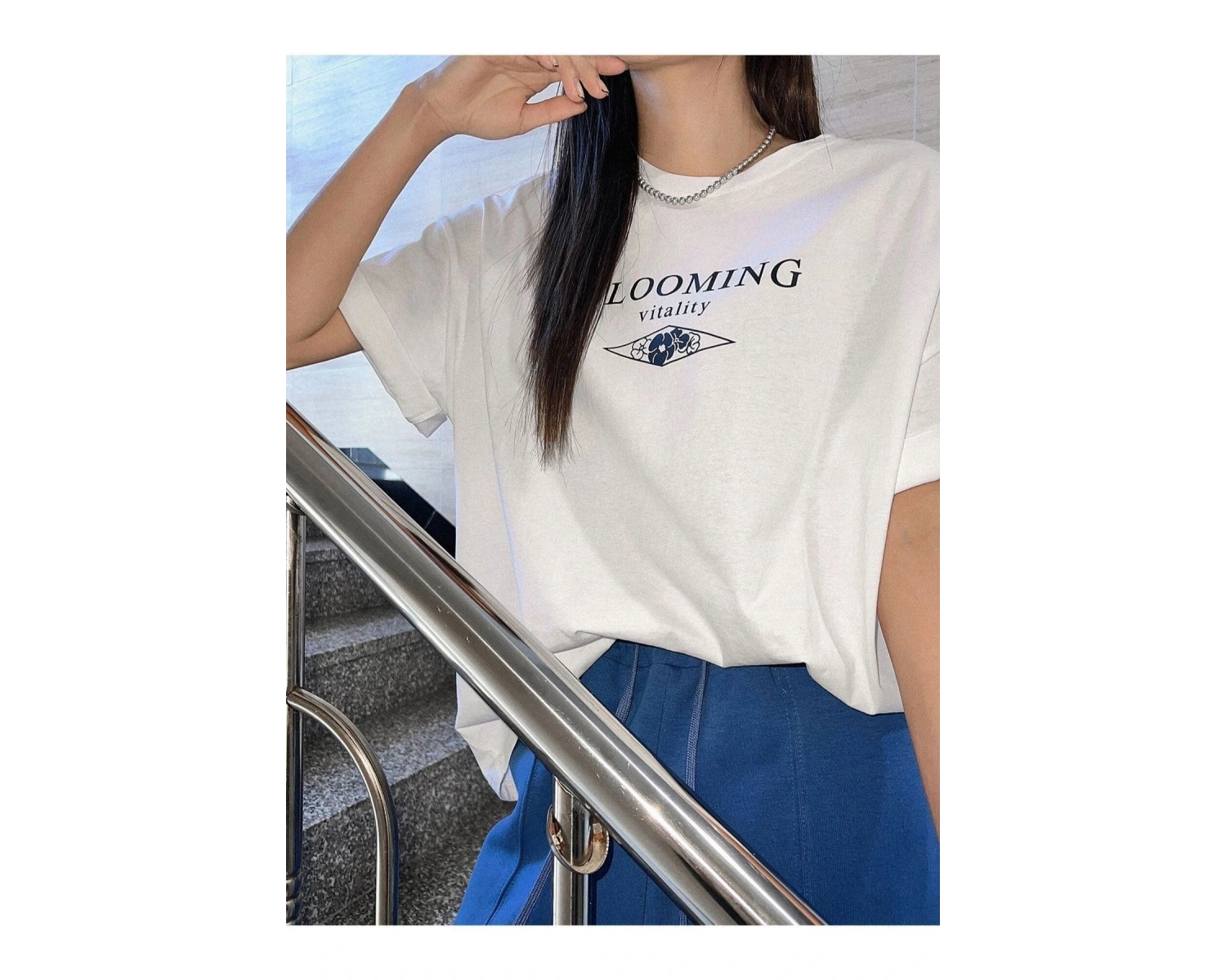 Kadın Beyaz Bloomıng Baskılı Oversize Bisiklet Yaka Tshirt