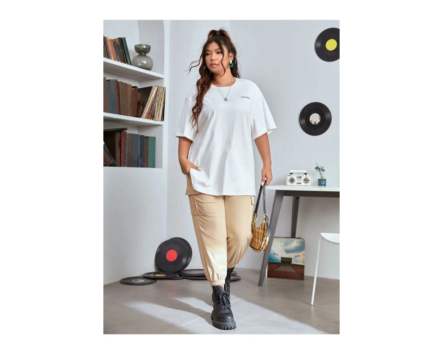 Kadın Beyaz Confied Baskılı Bisiklet Yaka Tshirt