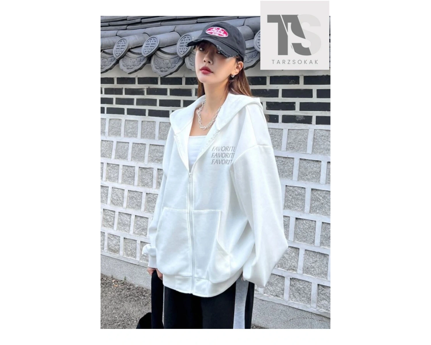 Kadın Beyaz Kapüşon Detay Fermuarlı