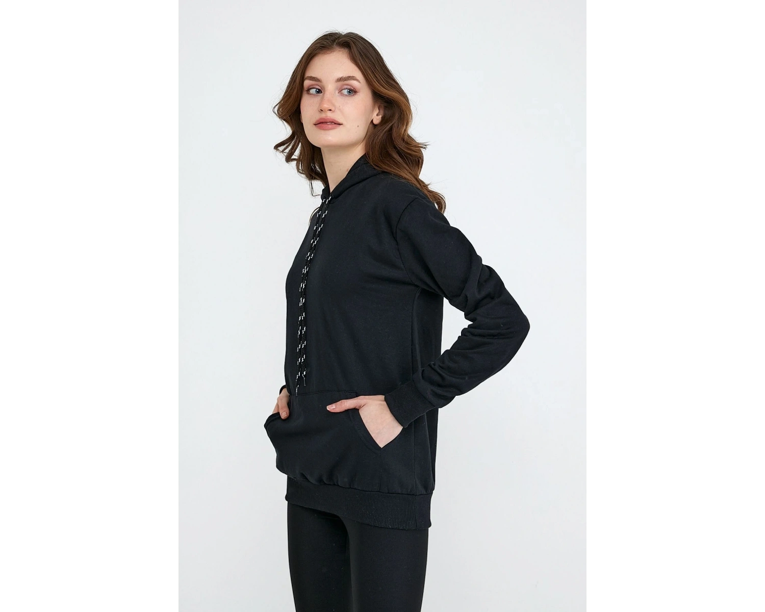 Kadın Beyaz Kapüşonlu Kanguru Cep Sweatshirt