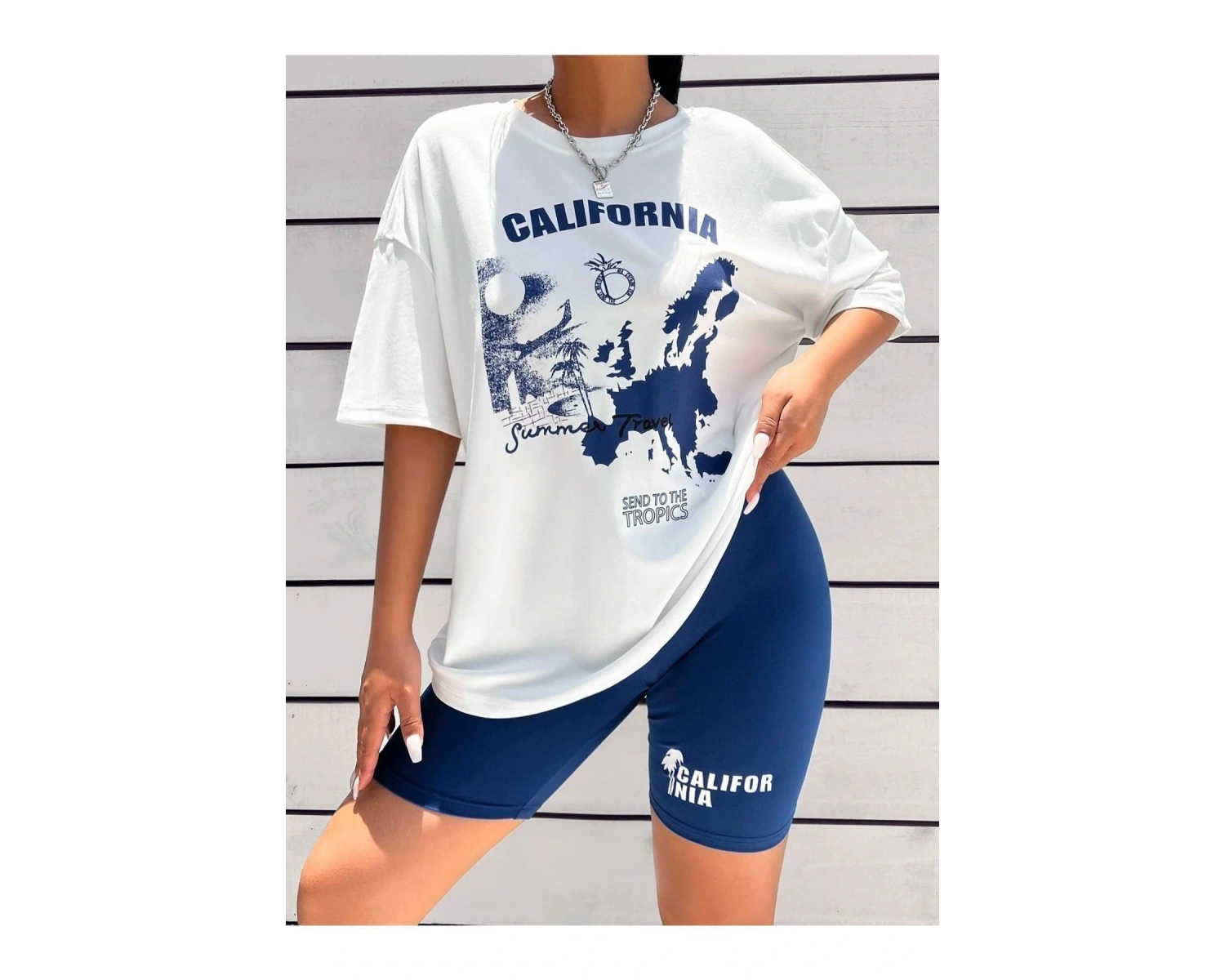 Kadın Beyaz Mavi Calıfornıa Baskılı Bisiklet Yaka Tshirt