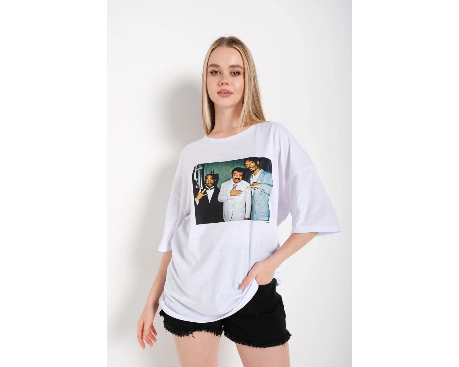 Kadın Beyaz Müslüm Gürses Baskılı Tshırt